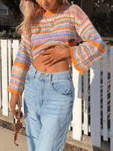 Gestreifter Häkelstrickpullover